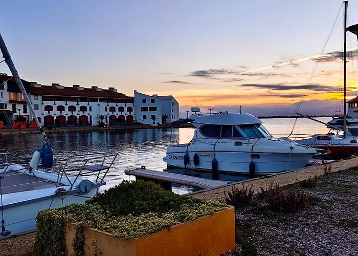 Apartment Le Des Reflets Dores - Etablissement Classe 3 Etoiles Atout France *